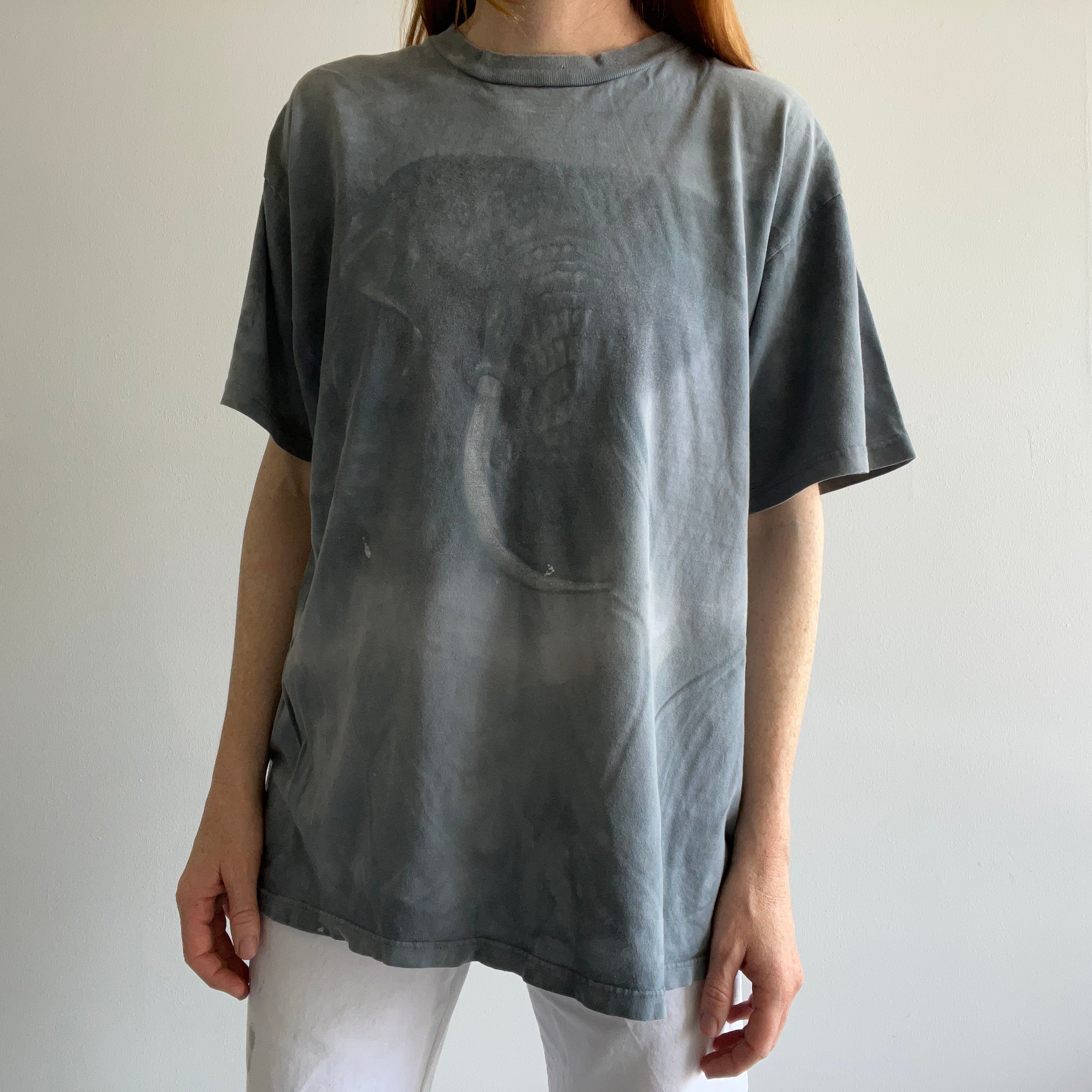 1990/00s Super Soft and Worn Elephant Animal T-Shirt