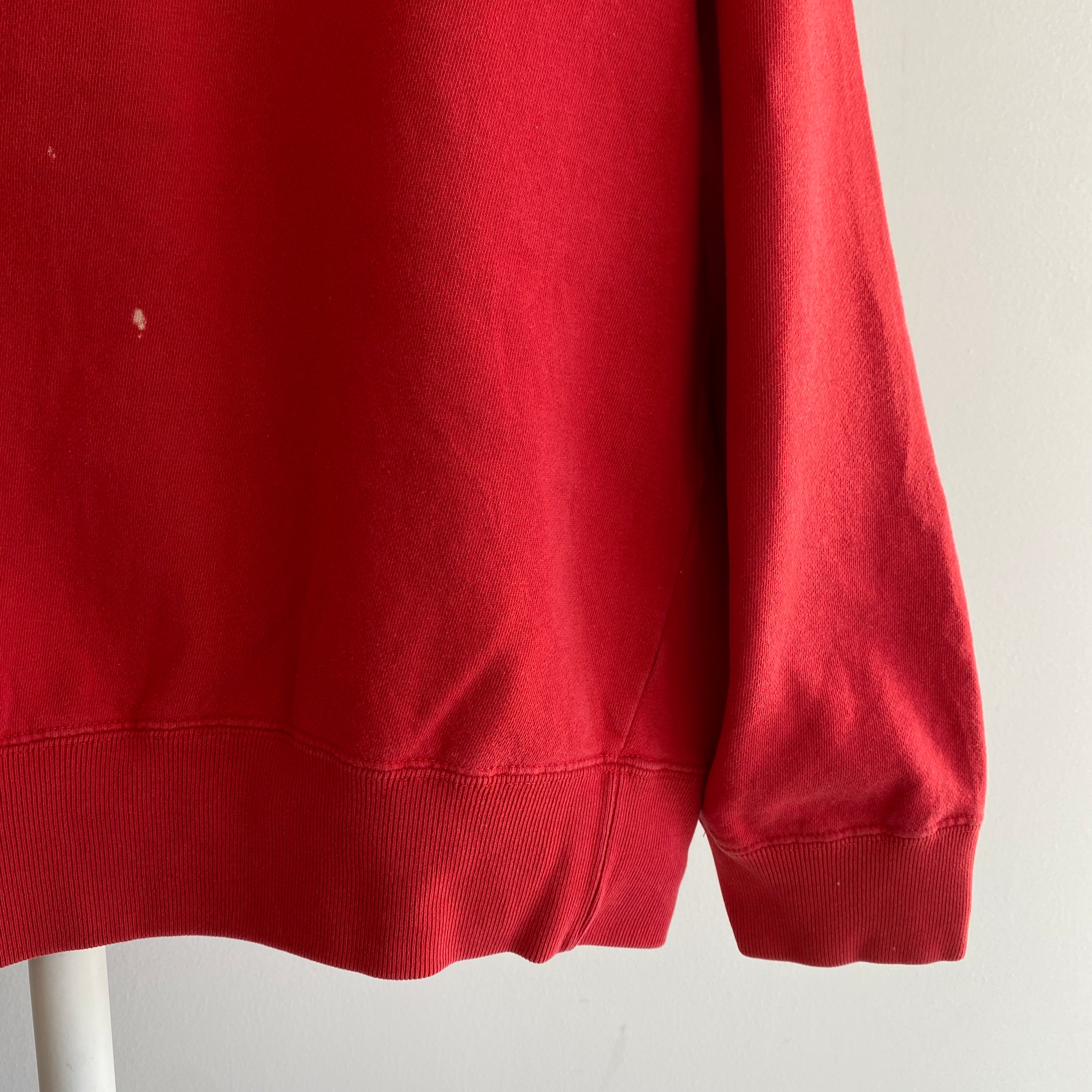 1990s Blank Red USA Made Gap Sweat-shirt avec une seule tache de javel