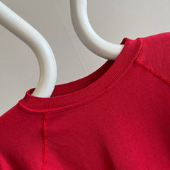 1980s Buttery Soft Arm Gusset Blank Red Sweatshirt - Mieux que la moyenne !