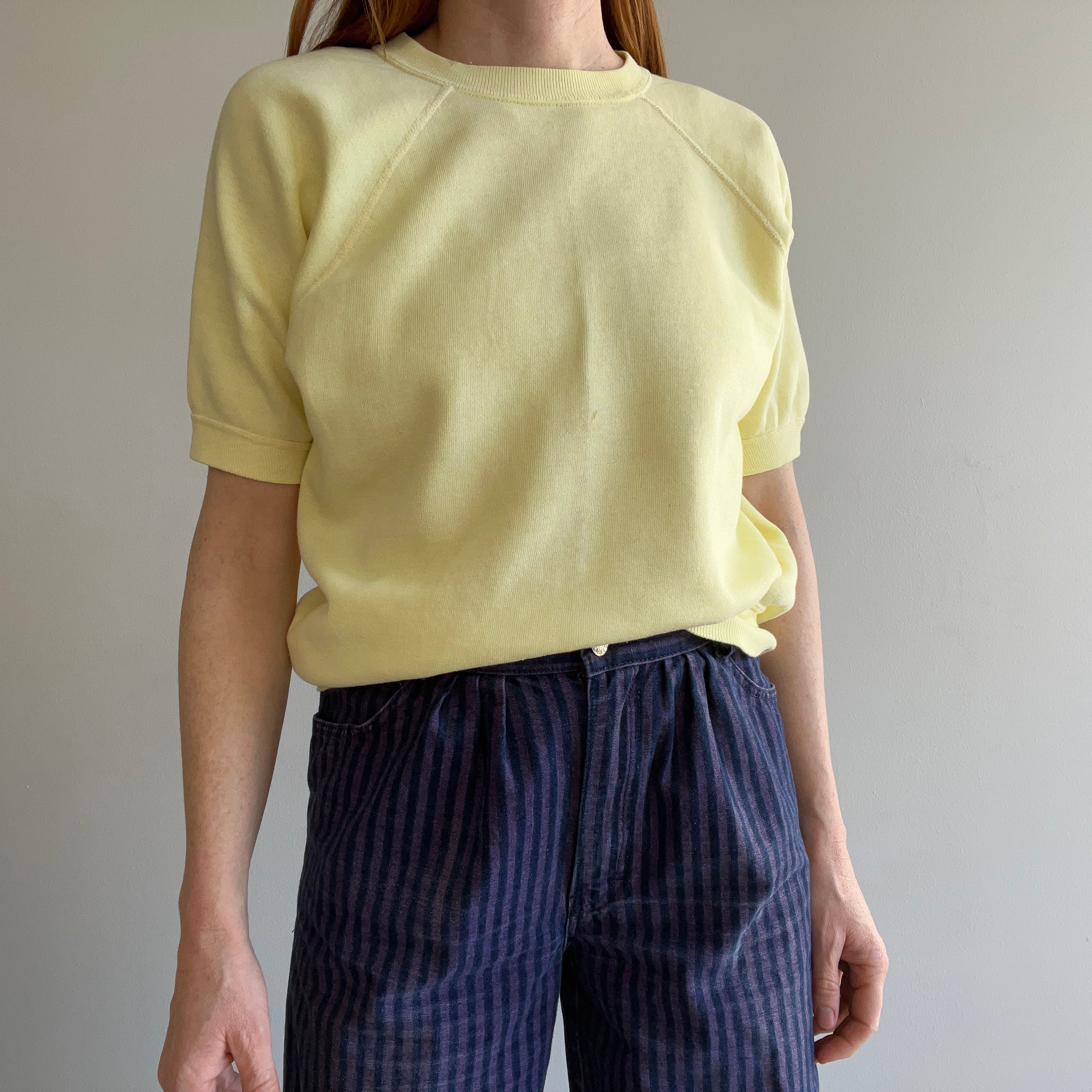 1970s Blank Pale Yellow Warm Up