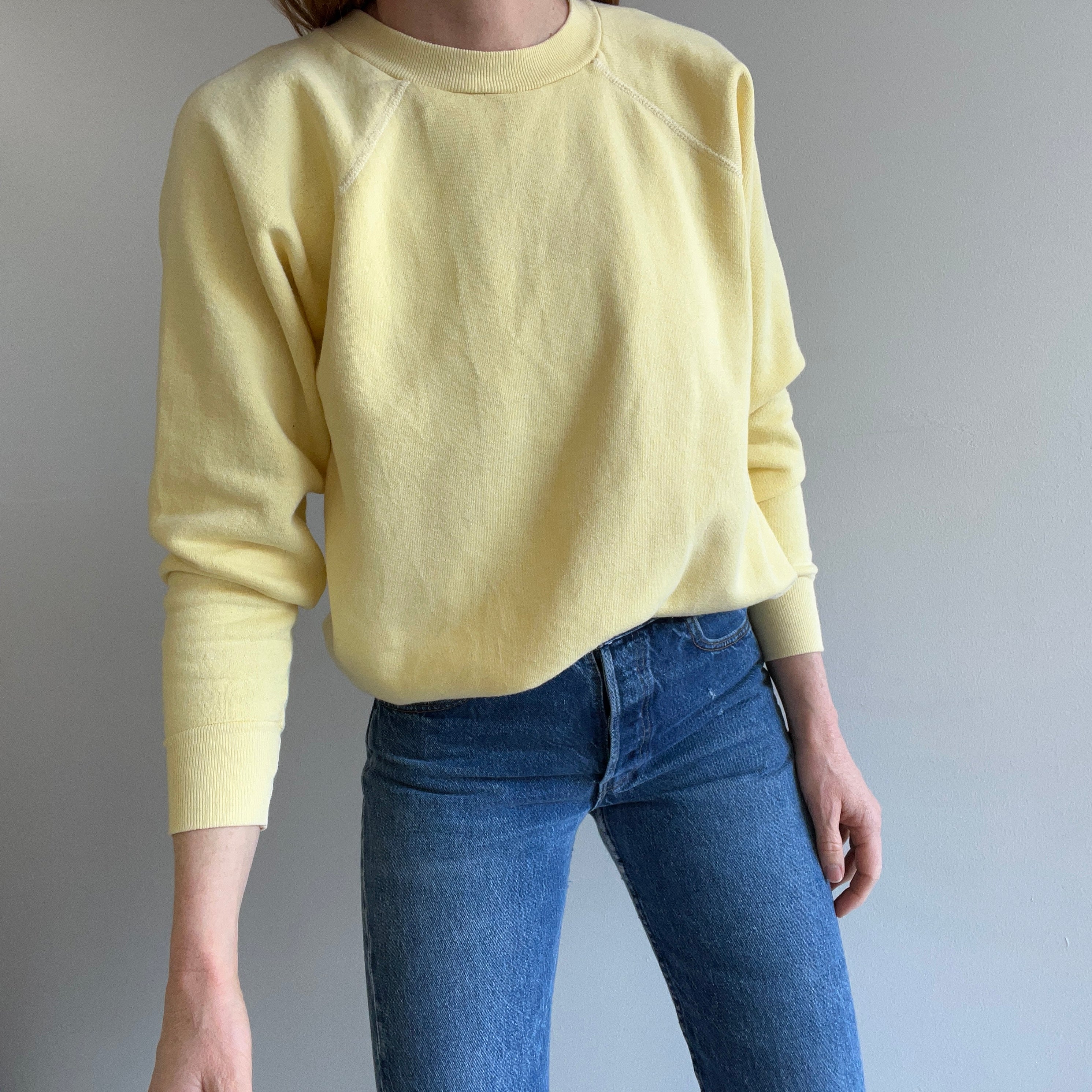 Sweat-shirt raglan vierge jaune pastel des années 1970/80