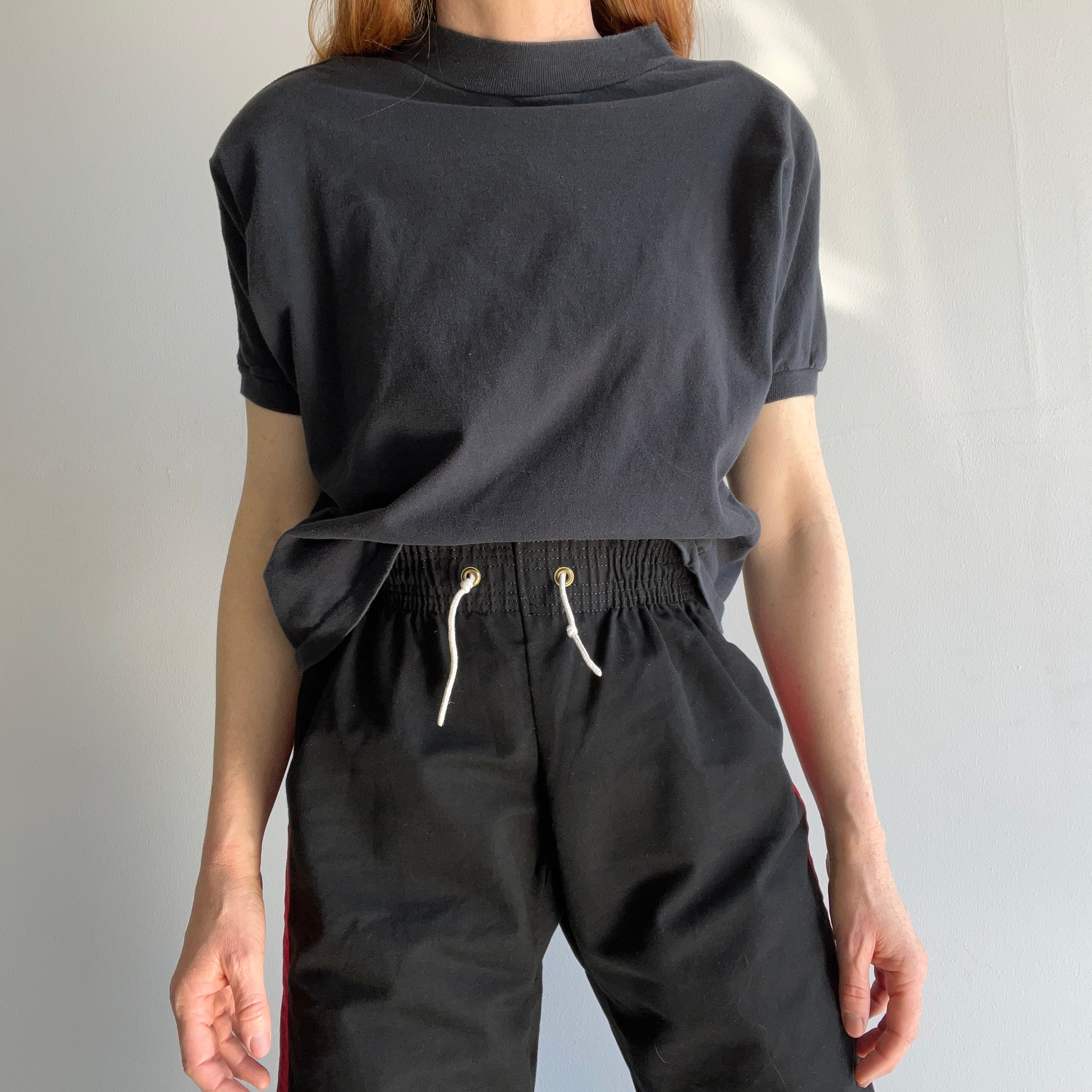 1980s Blank Black Mock Neck Crop Top with Shoulder Pads !!!!!!