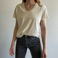 1980s Aged Ecru Cotton V-Neck T-Shirt - WOW