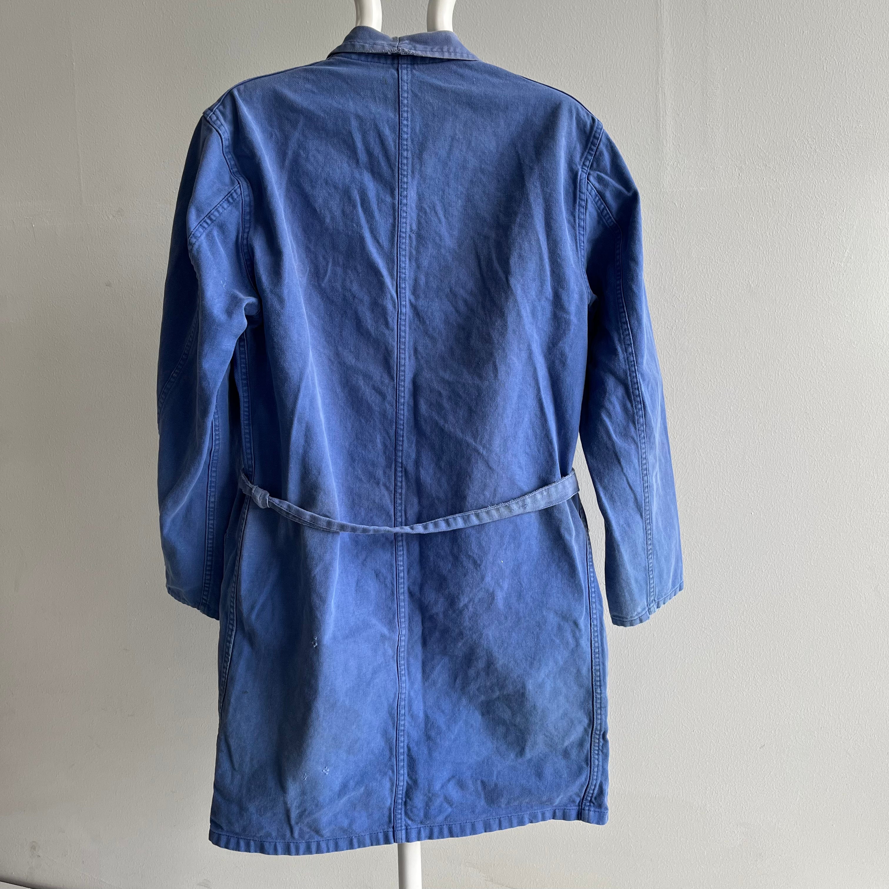 1970s Super Soft, Faded and Worn French Cotton Painters Chore Coat with Belt