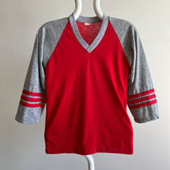 1970s V-Neck Baseball Triple Stripe 3/4 Sleeve T-Shirt