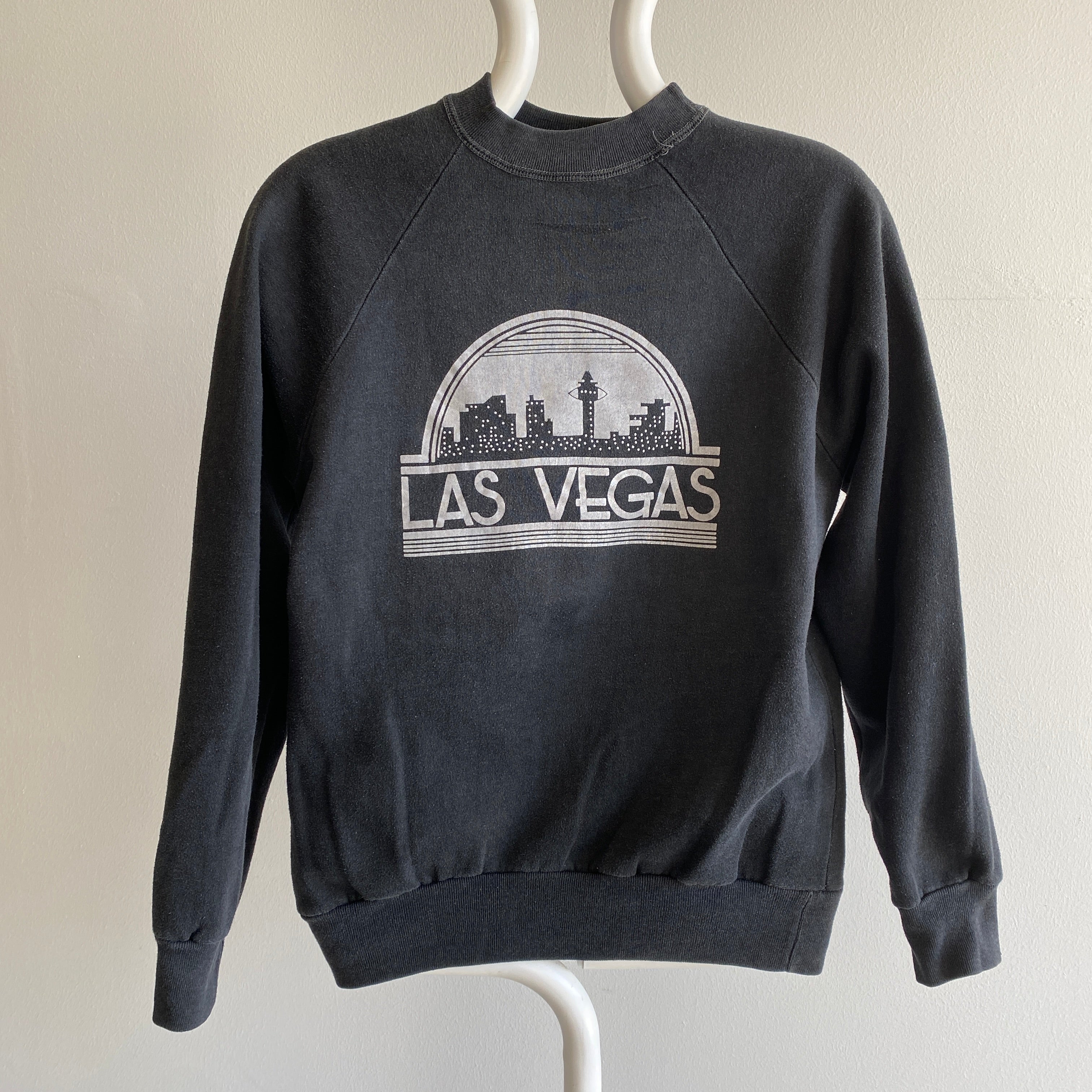 1987 Las Vegas Smaller Size Tourist Sweatshirt