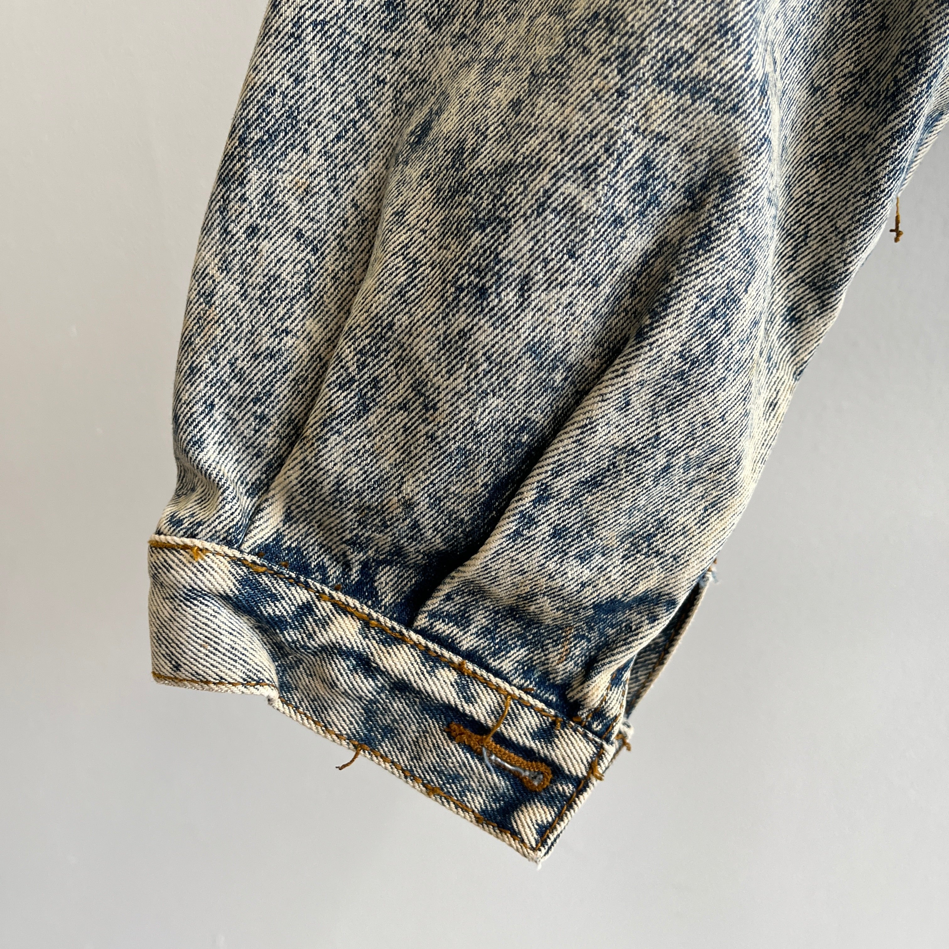 1980s Jordache Cropped Acid Wash EPIC Blousy Sleeved Denim Jacket - OMG!