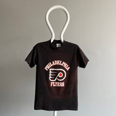 1980s Philadelphia Flyers Extreme Sun Faded T-Shirt