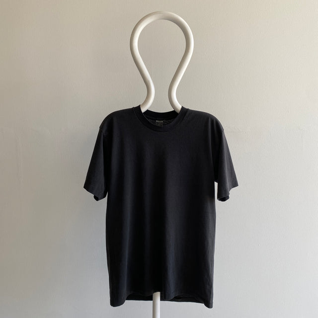 T-shirt à couture unique noir délavé des années 1980
