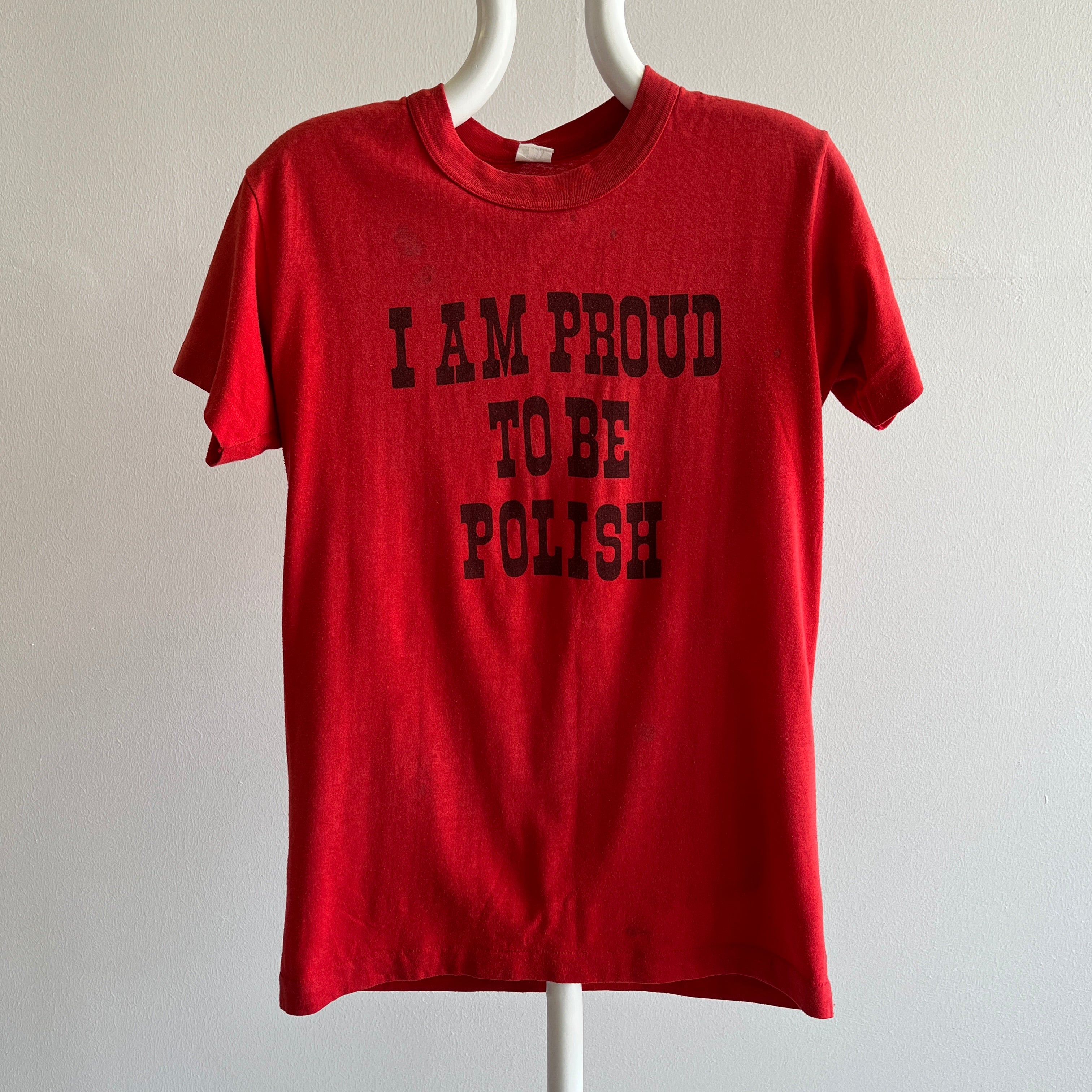 1970/80s I AM PROUD TO BE POLISH T-shirt à col roulé - Avec des taches