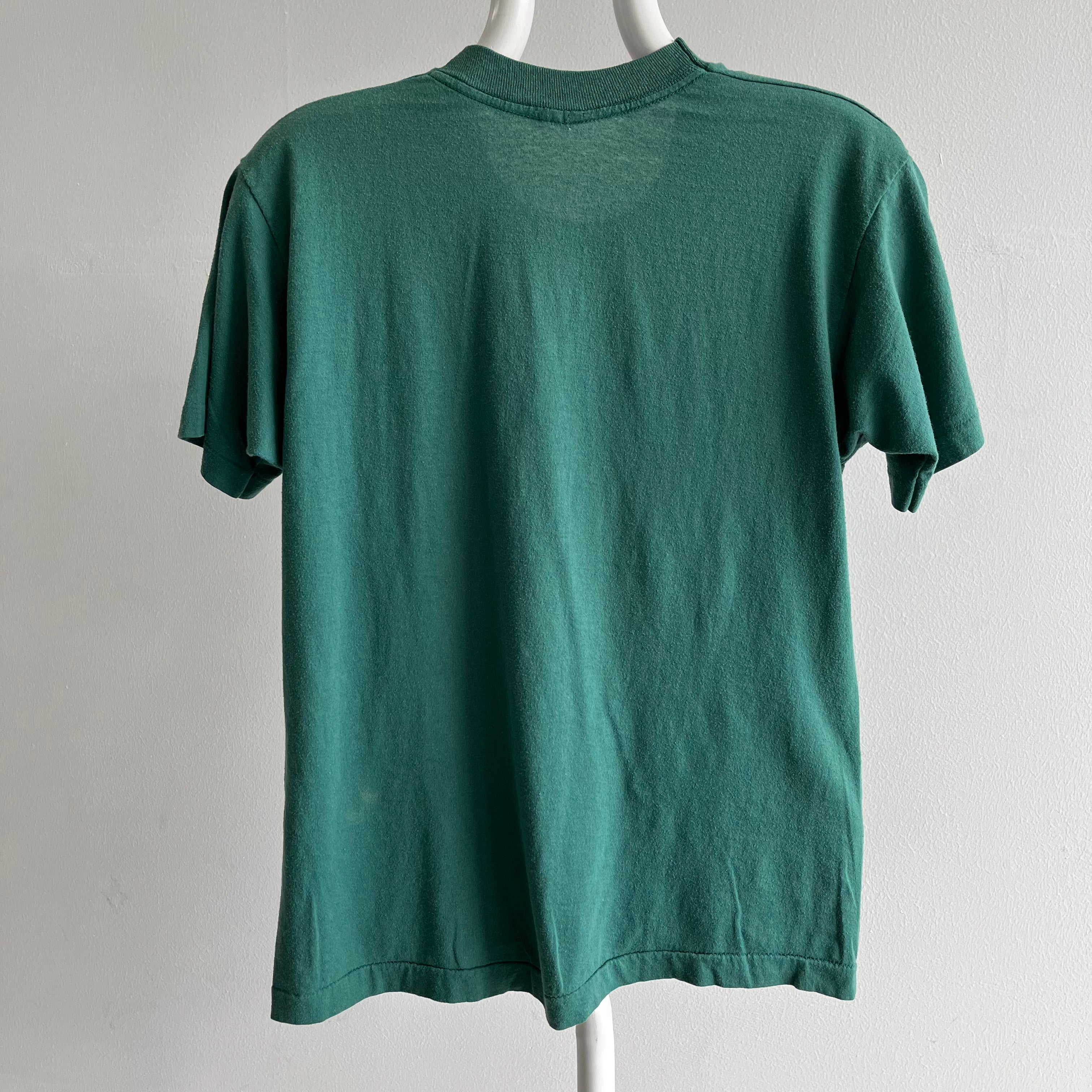 T-shirt à poche lisière vert vierge des années 1980 - Dreamy