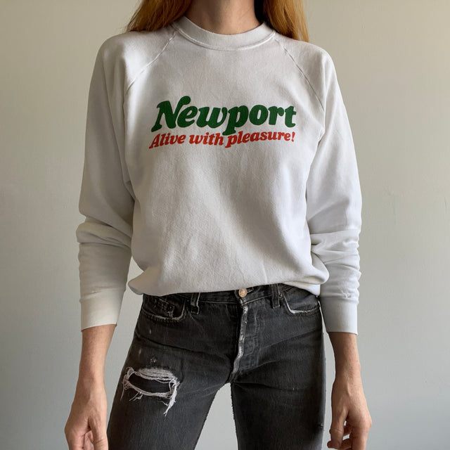 Sweat-shirt Newport Alive with Pleasure des années 1980 par Screenstars
