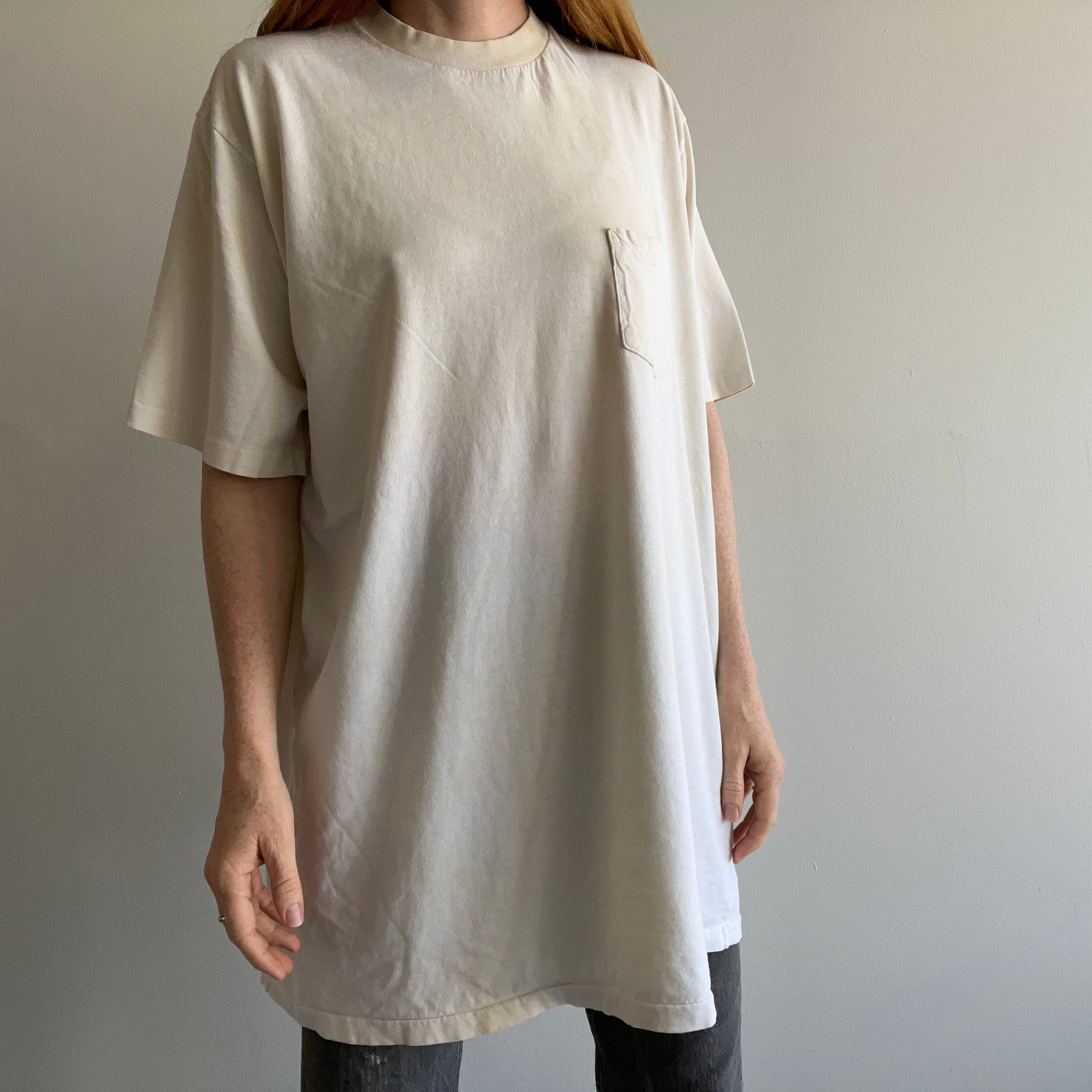 1990s Very Long Aged Ecru/White Pocket T-Shirt Dress?
