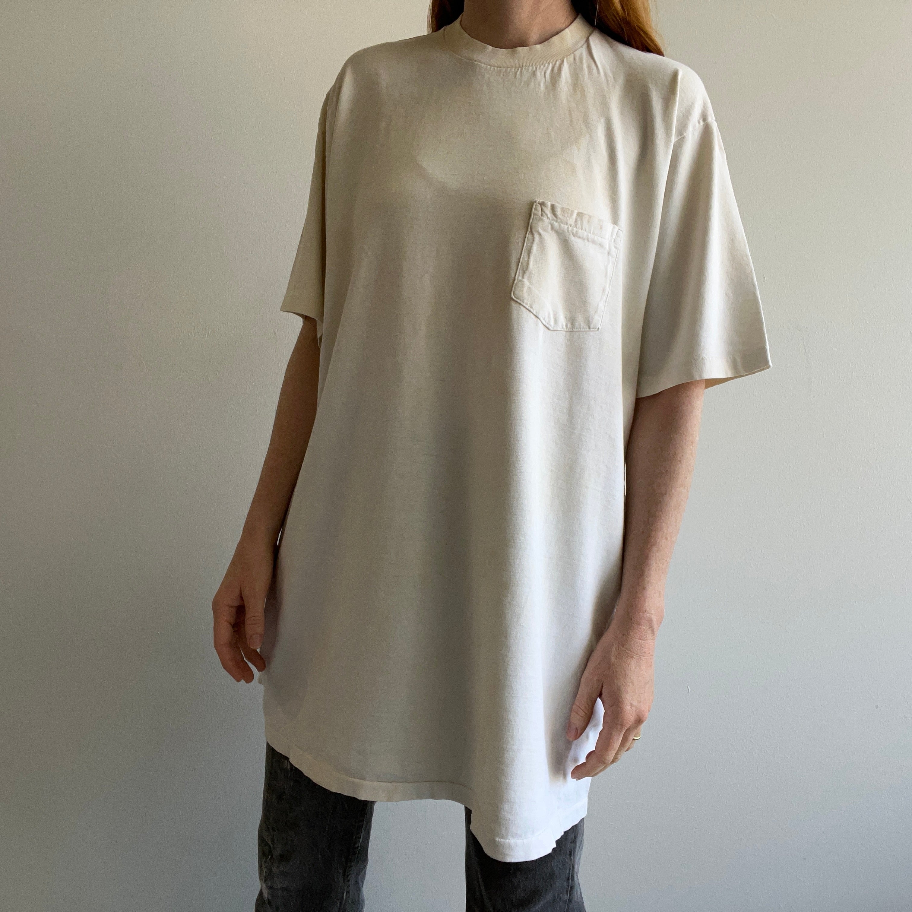 1990s Very Long Aged Ecru/White Pocket T-Shirt Dress?