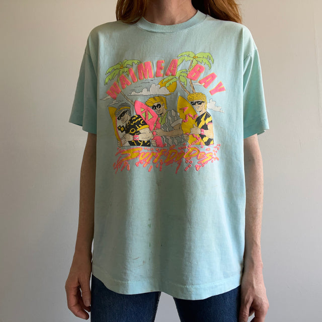 T-shirt "Surf Dudes" des années 1980 de Waimea Bay - Super taché