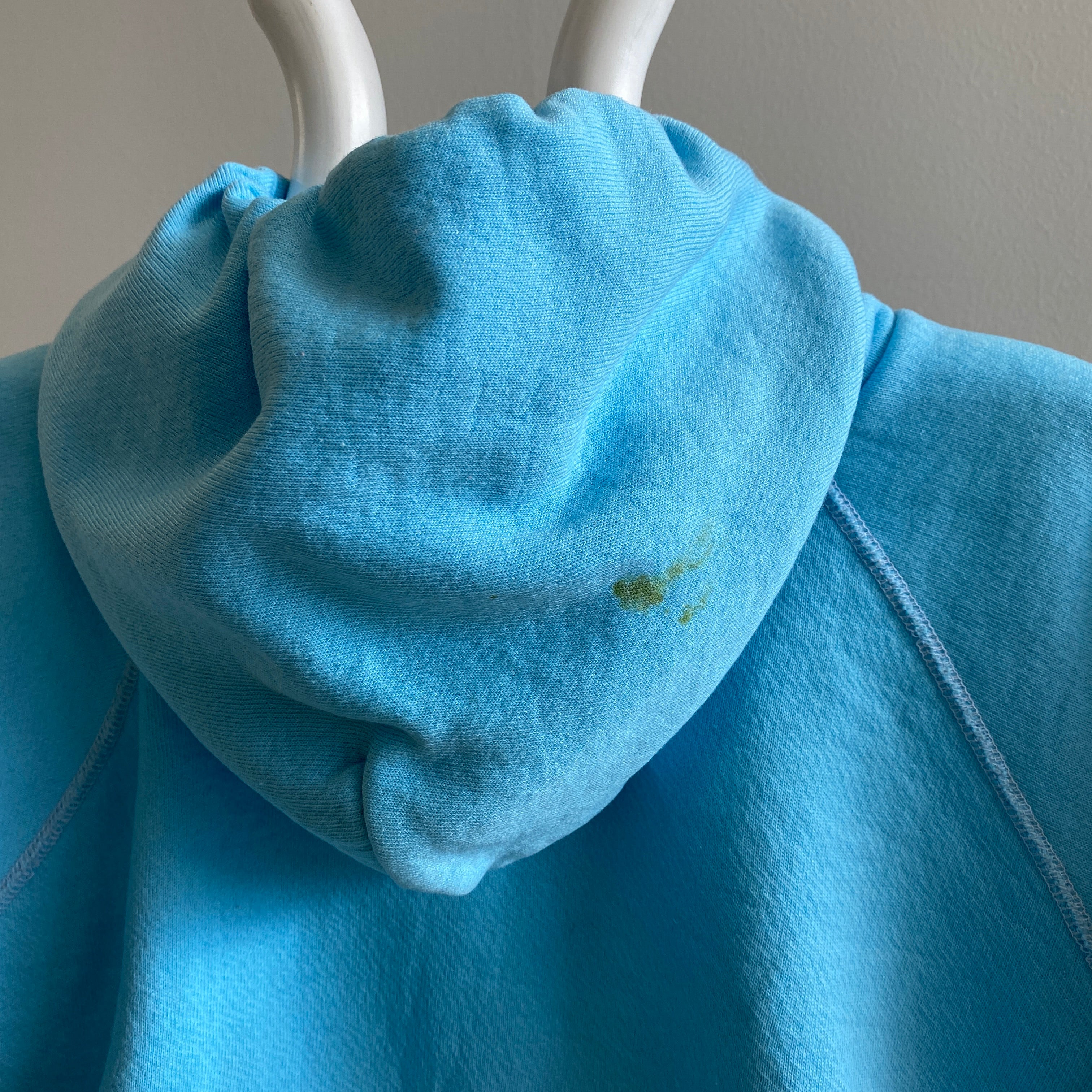 Sweat à capuche bleu bébé taille plus petite des années 1980 - OUI !