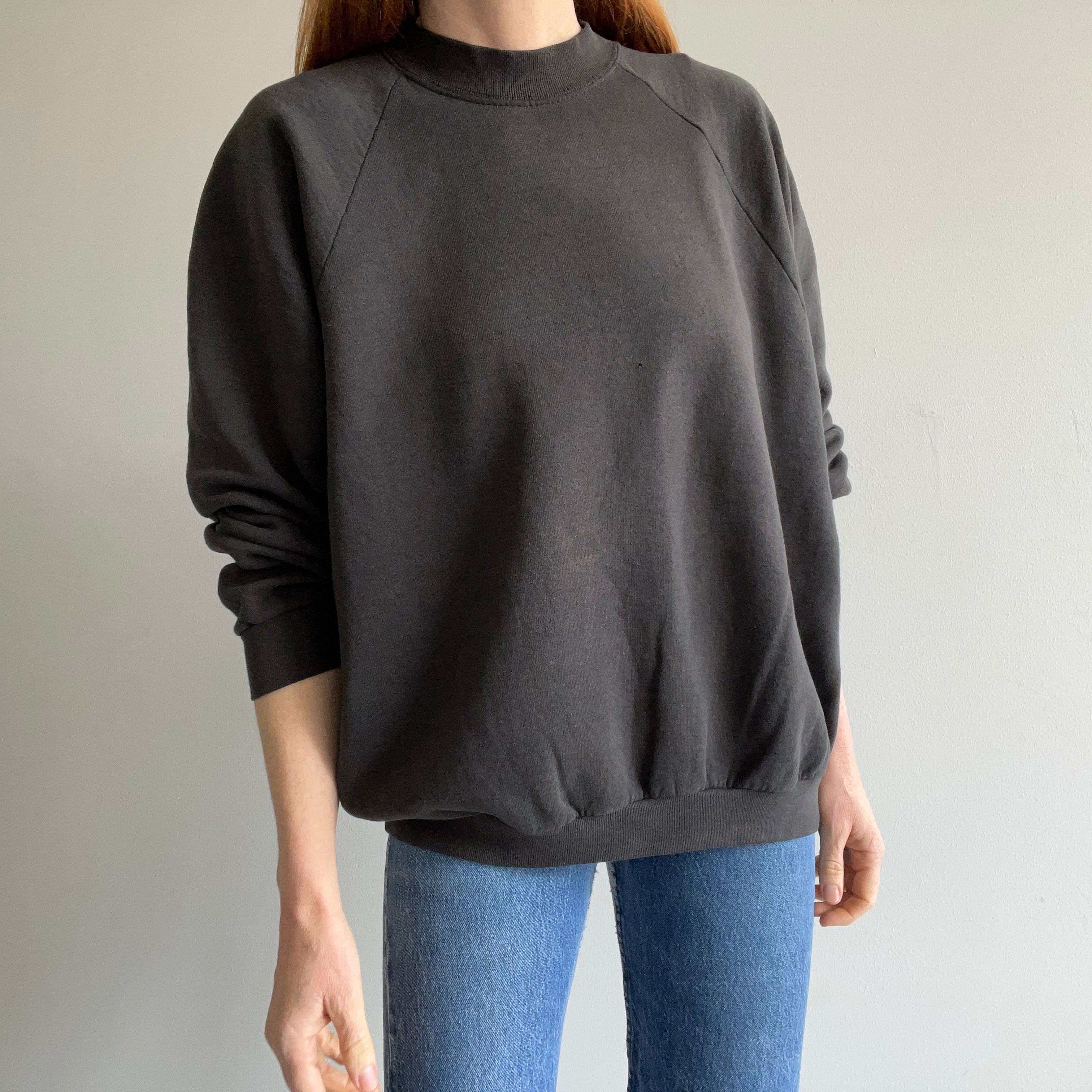 1980s Faded Blank Black Sweatshirt - Larger Size