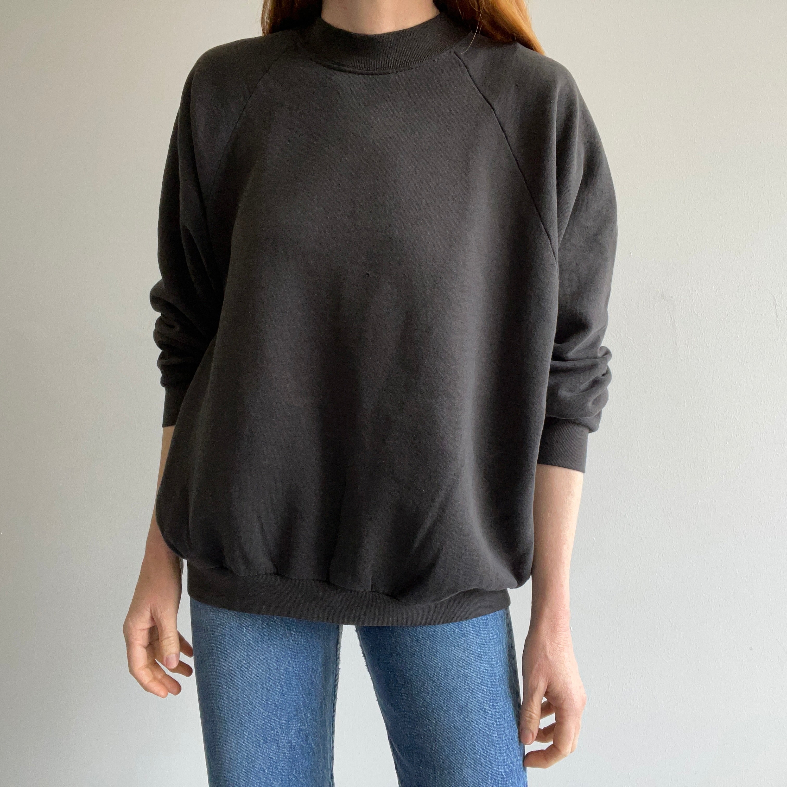 1980s Faded Blank Black Sweatshirt - Larger Size