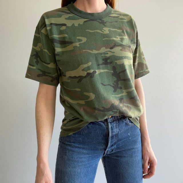 T-shirt camouflage tricolore des années 1990 avec col roulé