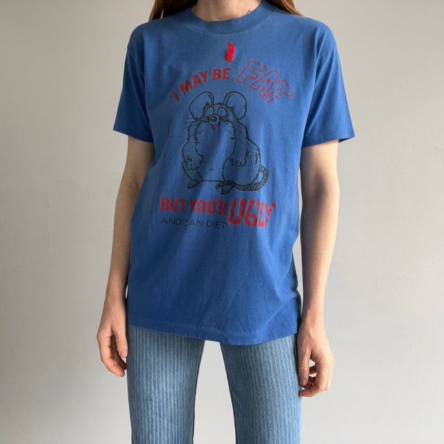 T-shirt horriblement méchant et affreux des années 1980 que personne ne devrait acheter