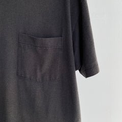 T-shirt de poche noir délavé des années 1980
