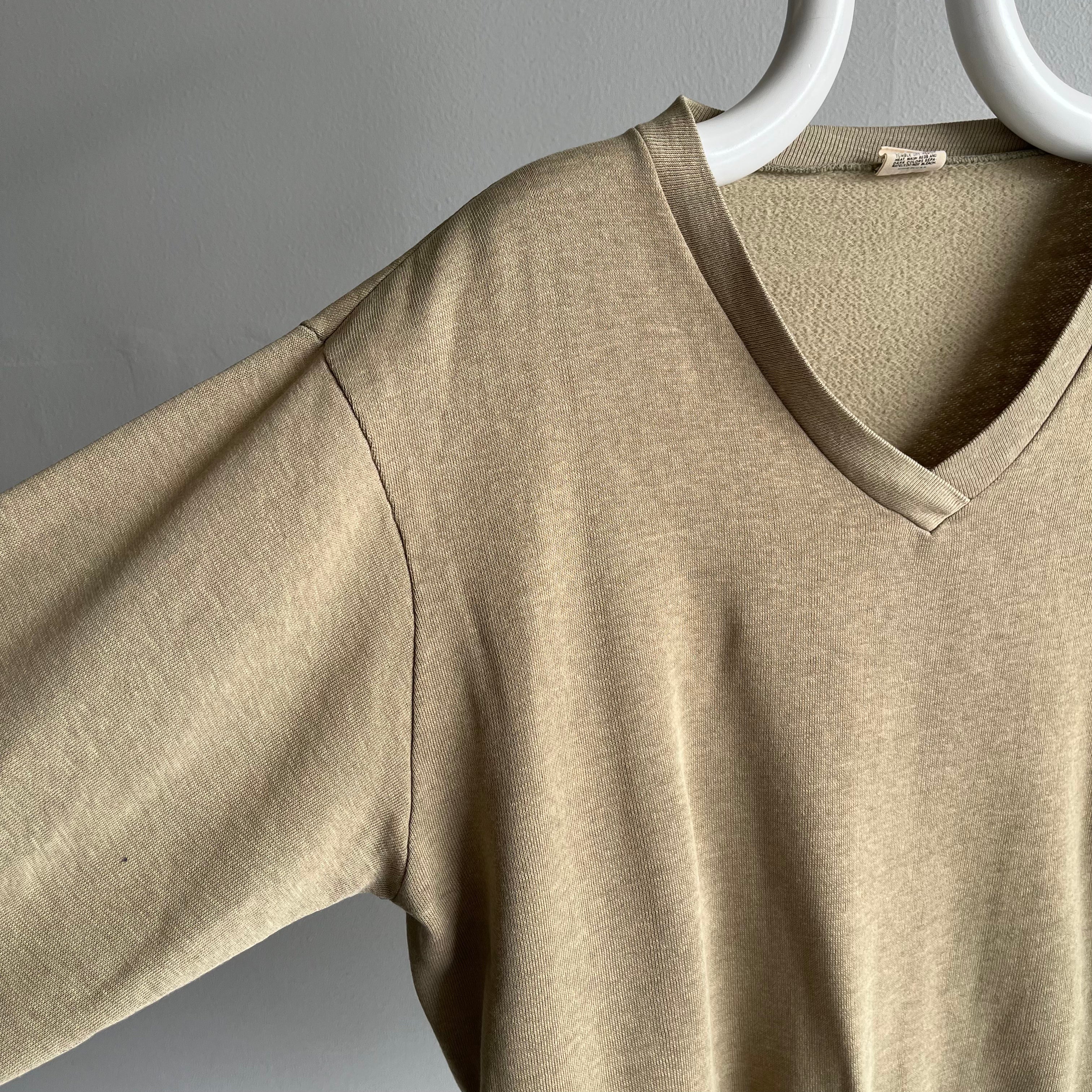 1970s Spruce Khaki V-Neck Sweatshirt