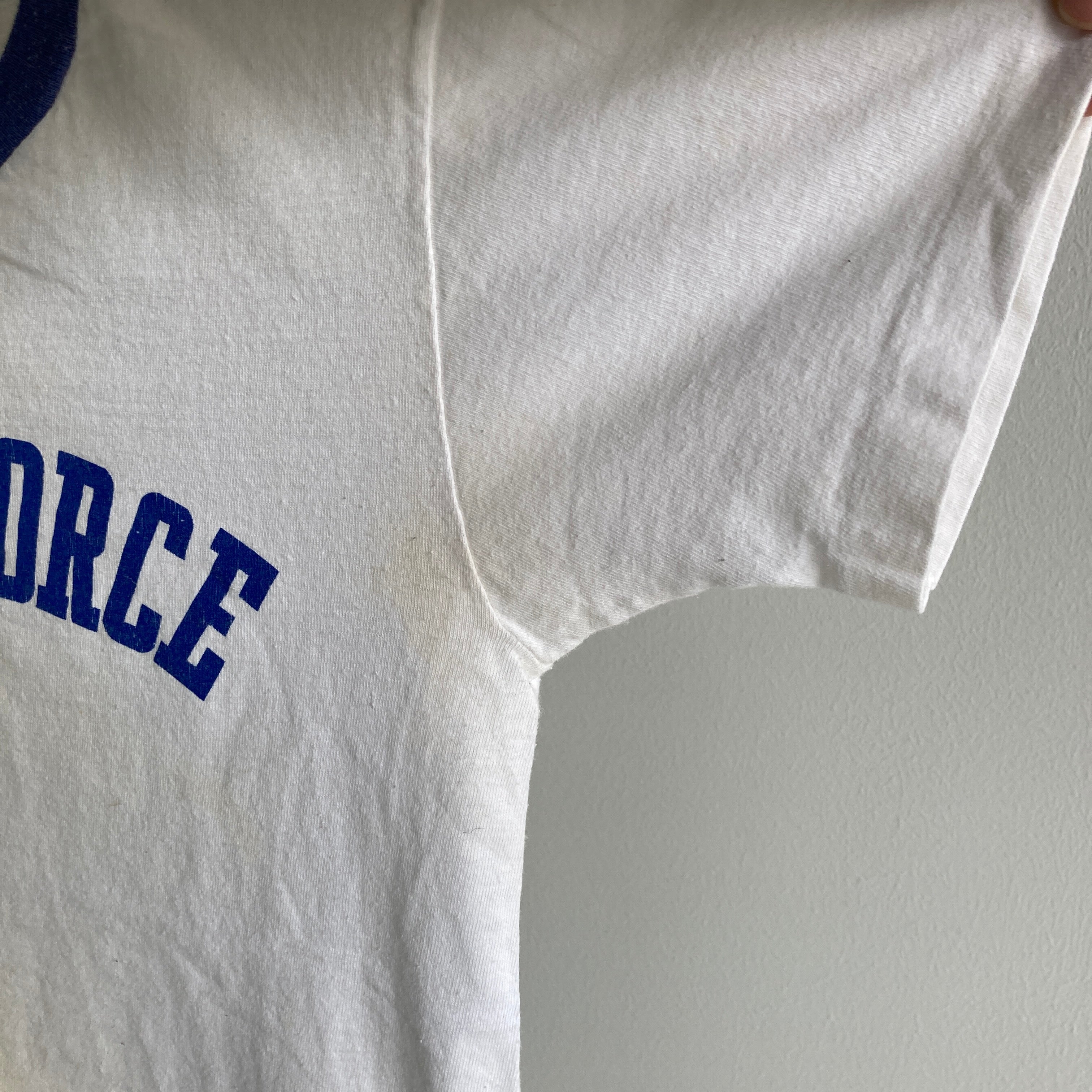 1970s U.S. Air Force Nicely Age Stained Ring Collar T-Shirt