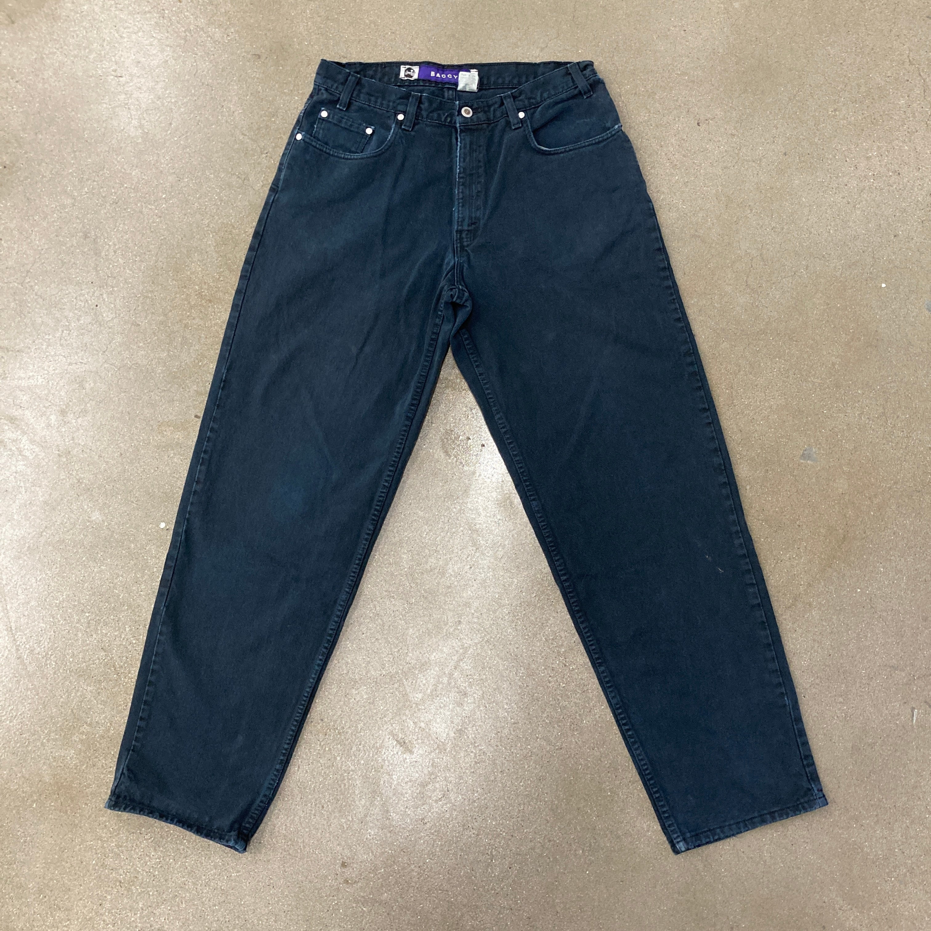 Silver Tab Baggy Jeans des années 1990 32 x 34 Levi dans un bleu nuit/noir Wash