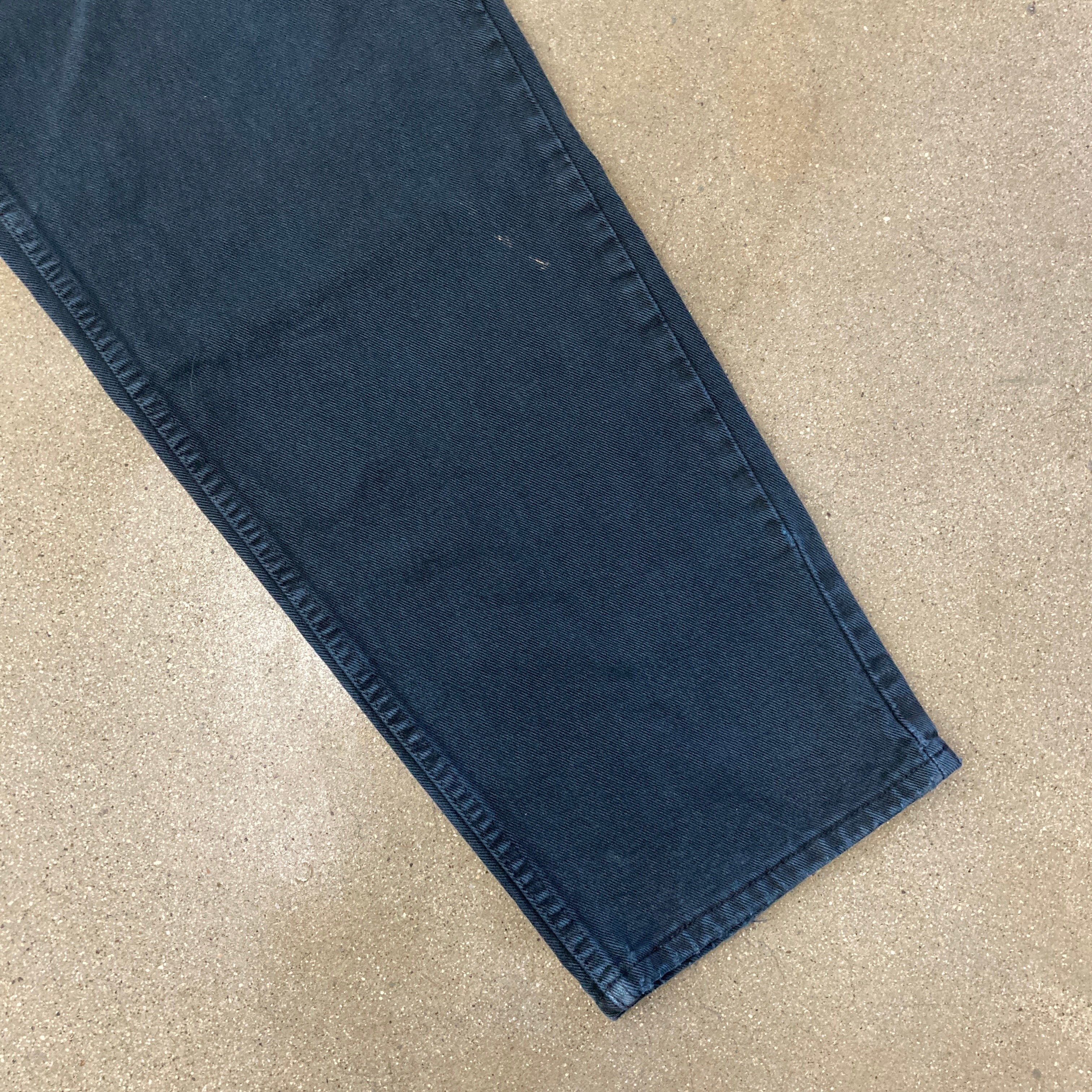 Silver Tab Baggy Jeans des années 1990 32 x 34 Levi dans un bleu nuit/noir Wash