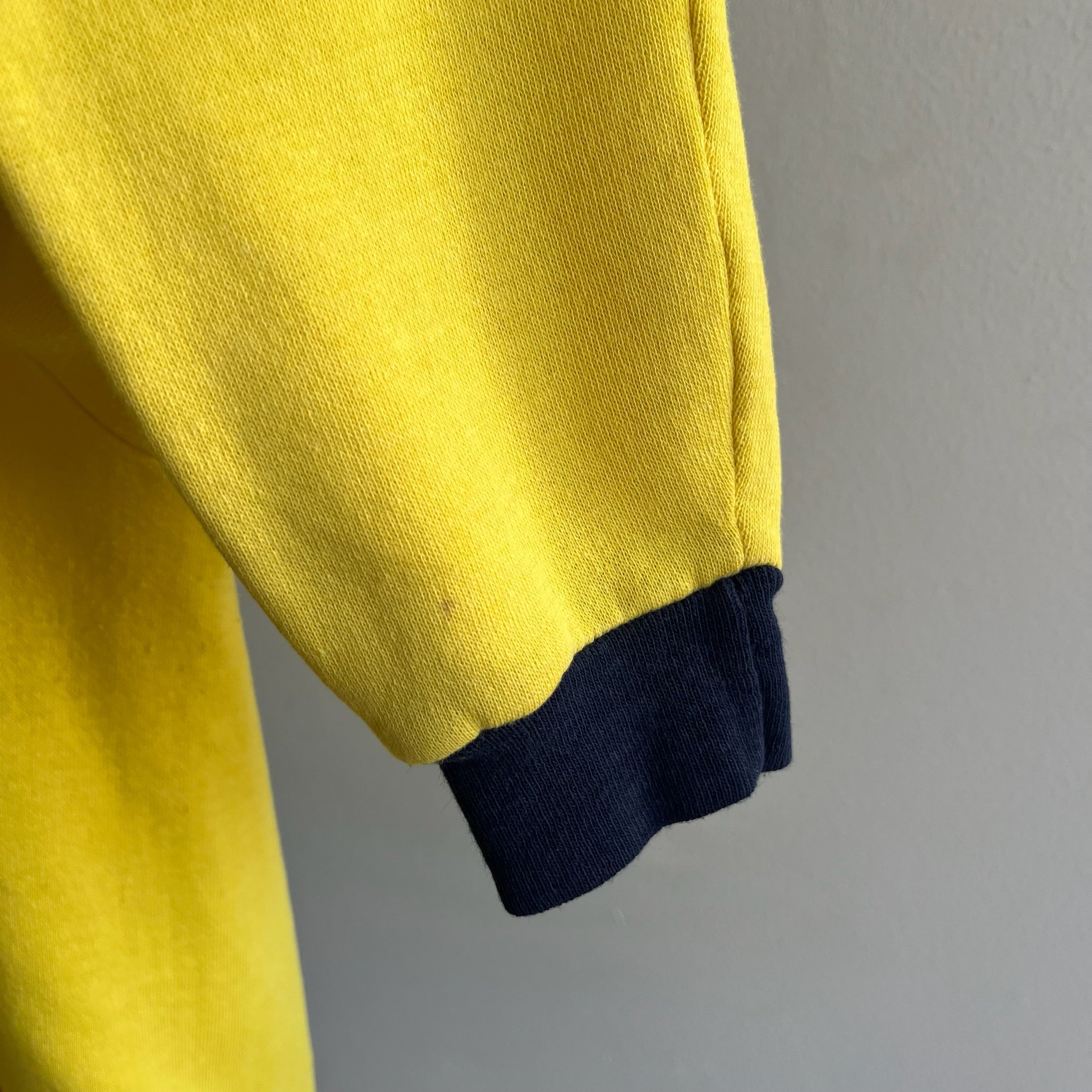 Sweat à capuche zippé jaune vif et bleu marine des années 1970 - WOWZA