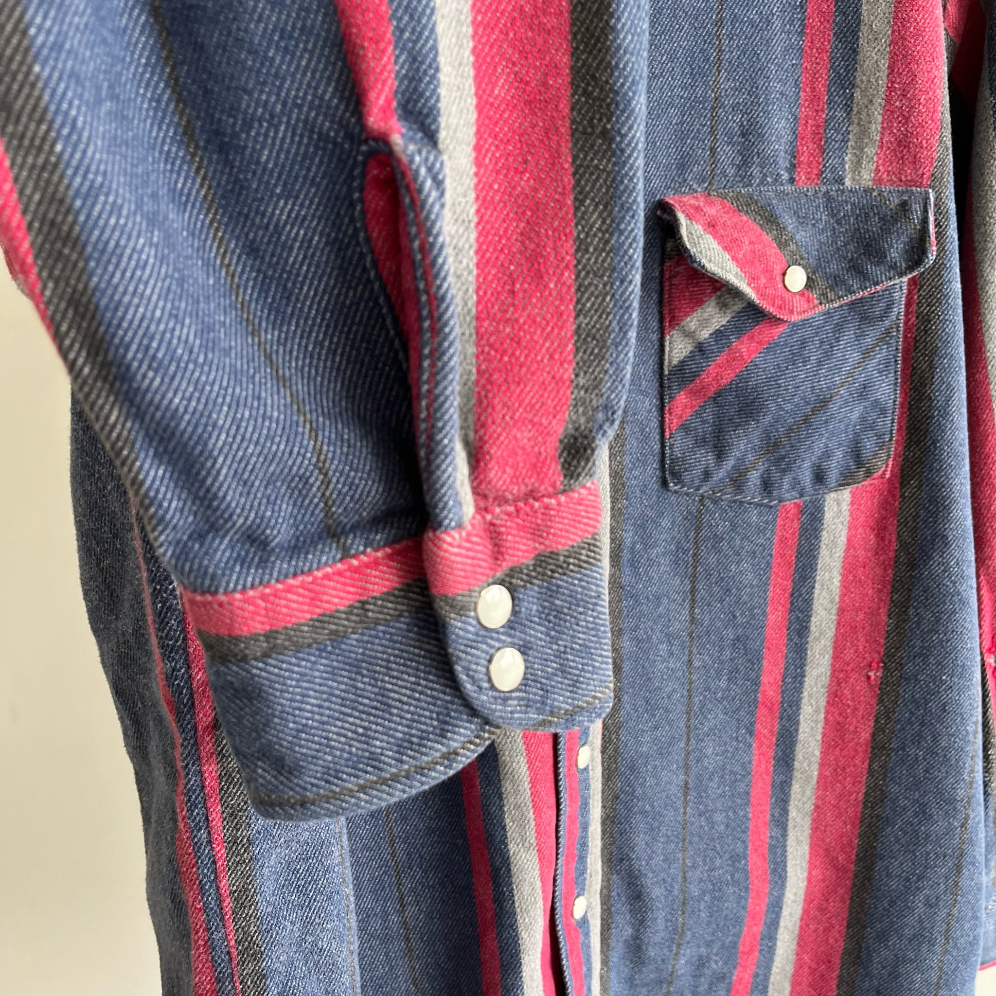 1990s Striped Dakota Western Snap Front Flannel