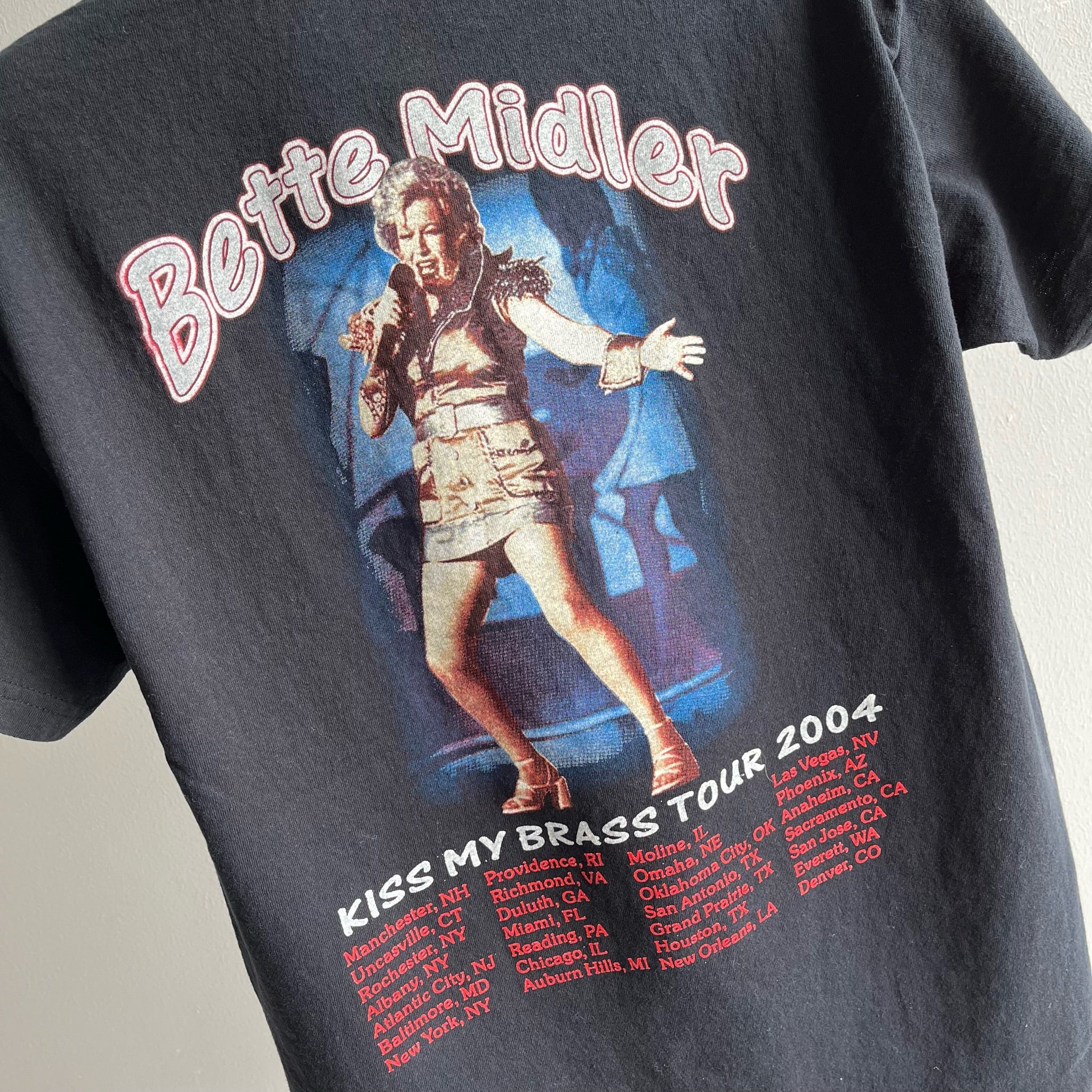 2004 Bette Midler Tour T-Shirt - Wowza