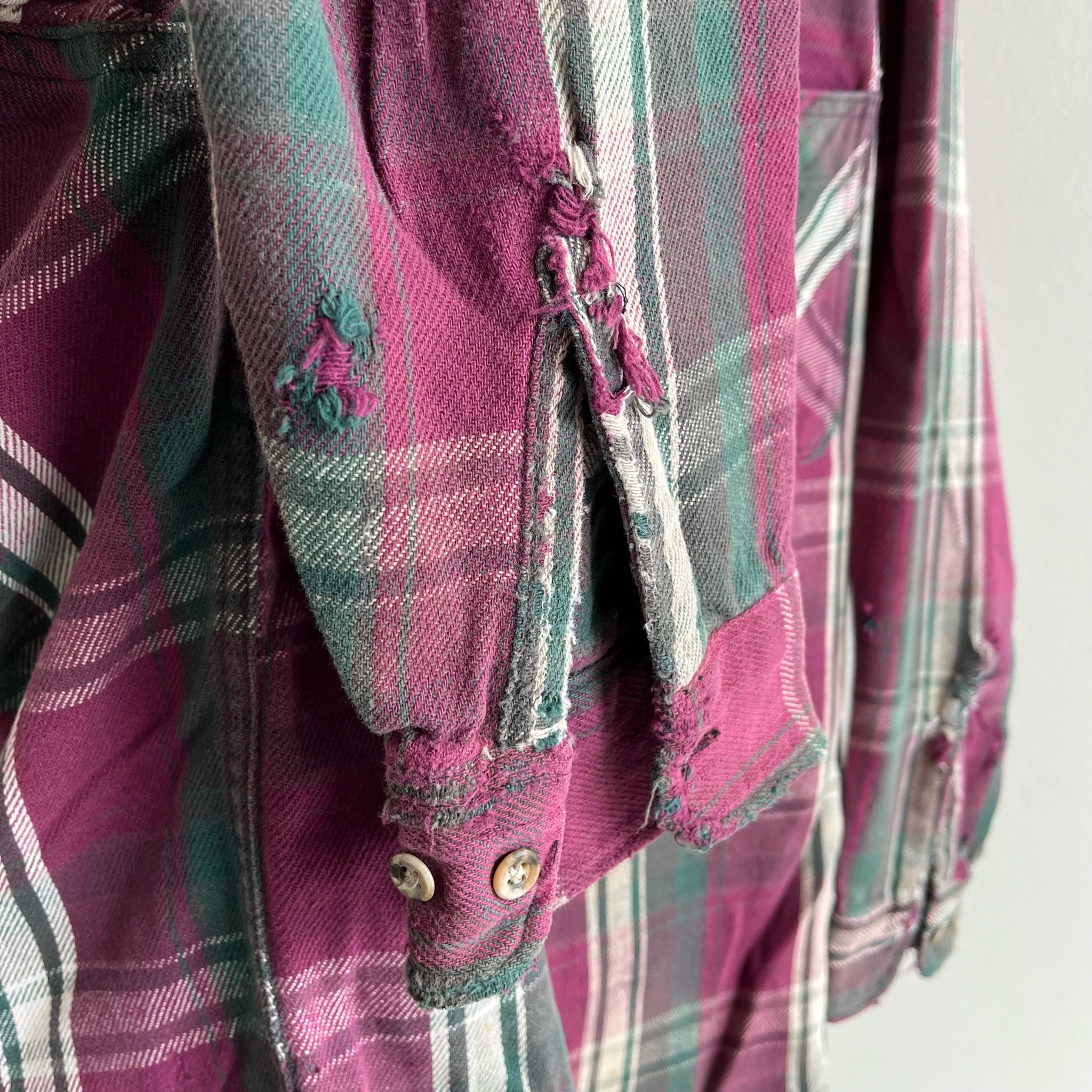 1990s BEAT UP Cotton Flannel by St. John's Bay