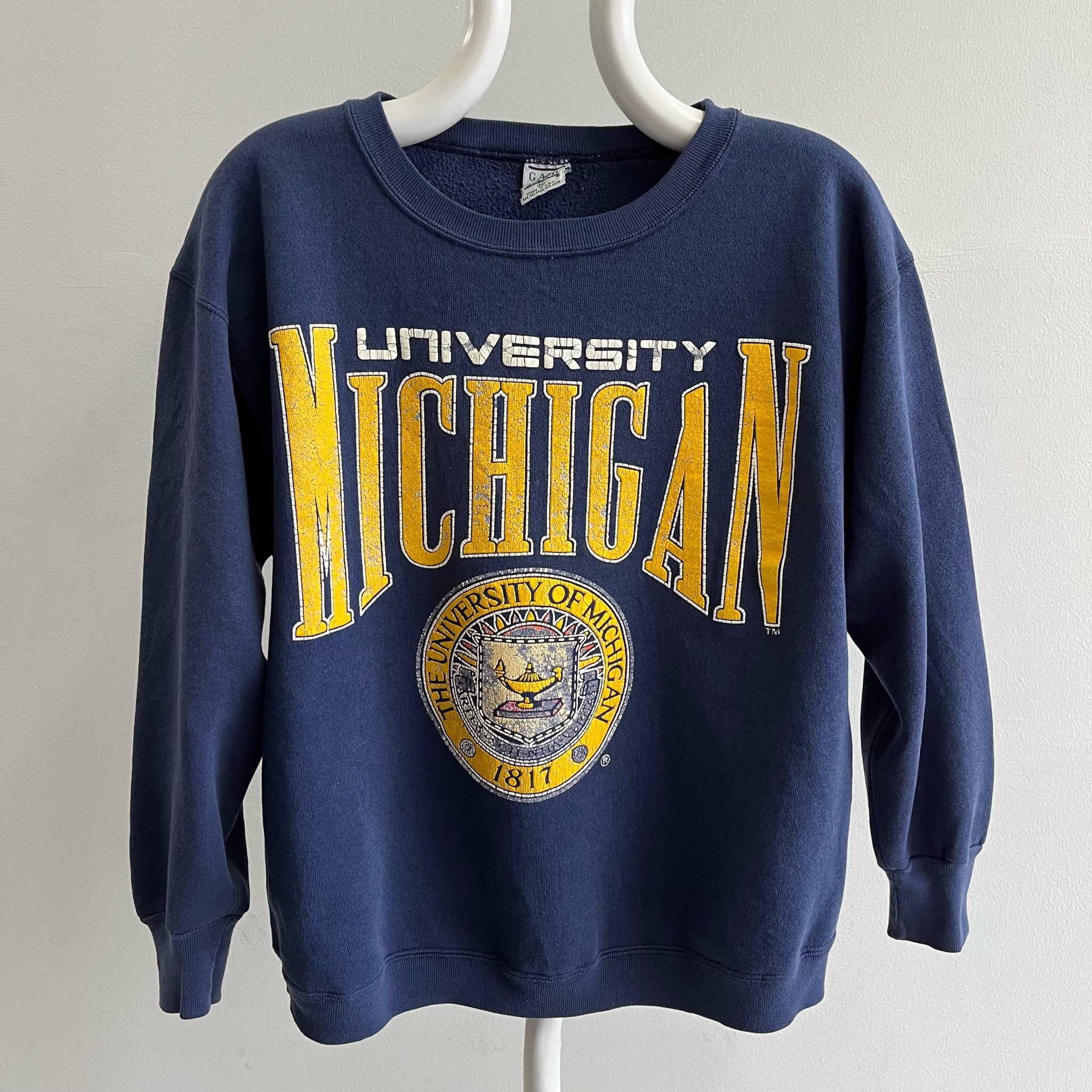 Sweat-shirt Beat Up de l'Université du Michigan des années 1990