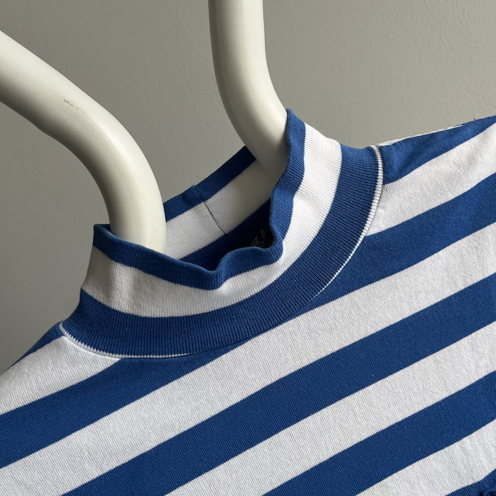 1990 USA Made Ralph Lauren Striped Mock Neck Pocket T-Shirt à manches longues